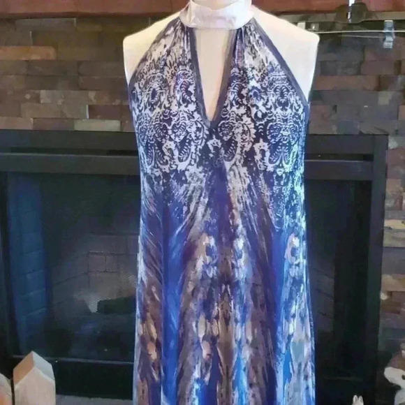 Blue watercolor print maxi dress - Picture 2 of 4